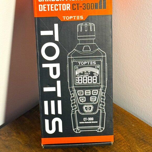 TopTes CT-300 Portable Carbon Monoxide Detector With Audible & Visual Alert NEW - Picture 2 of 7